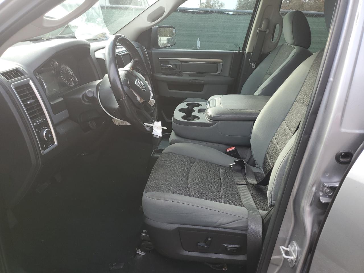2019 RAM 1500 - Image 7