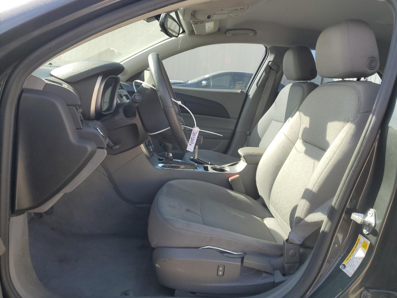 2016 Chevrolet Malibu - Image 7