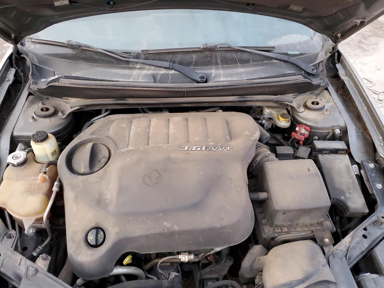 2012 Dodge Avenger - Image 11