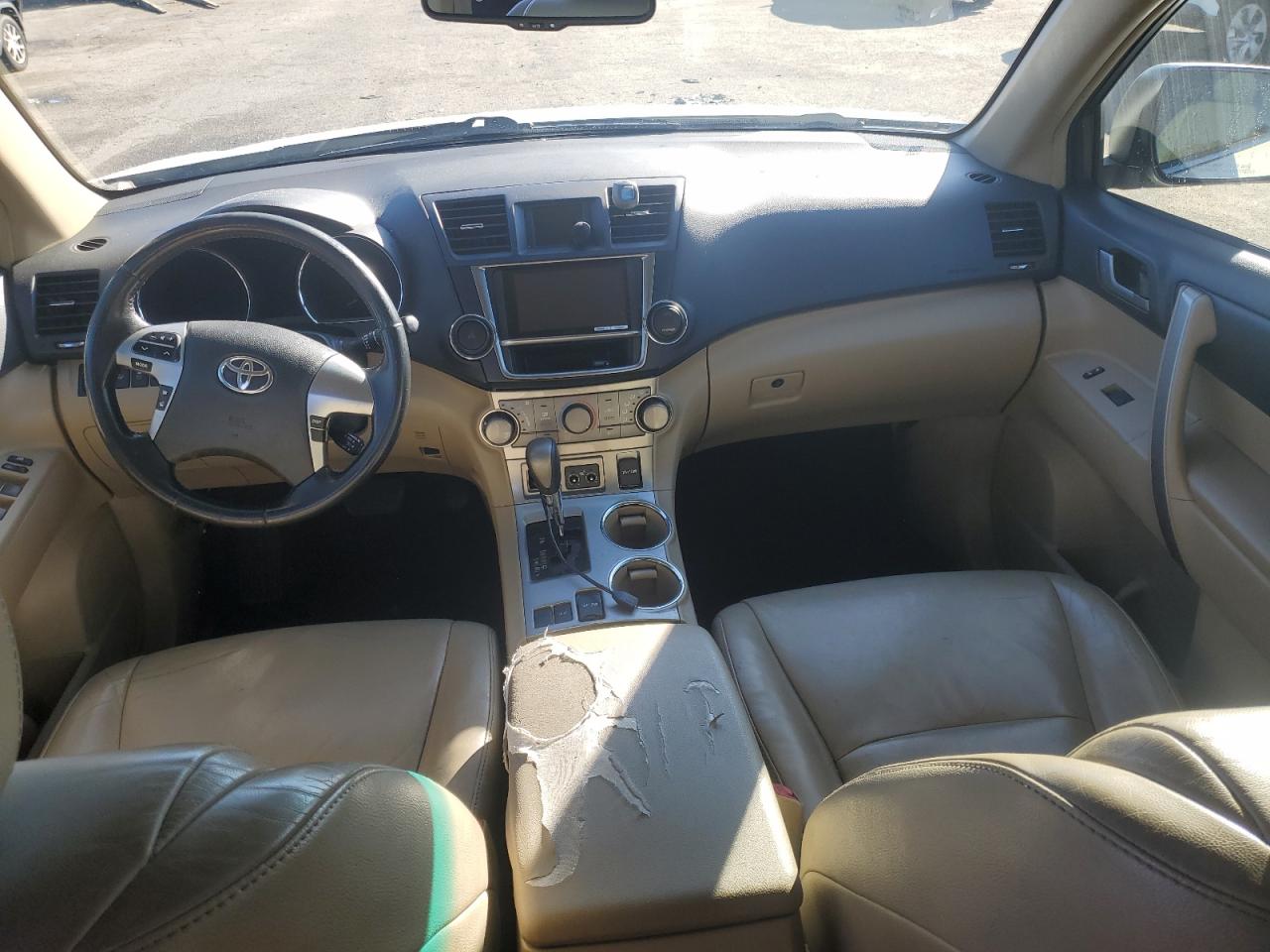 2013 Toyota Highlander - Image 8