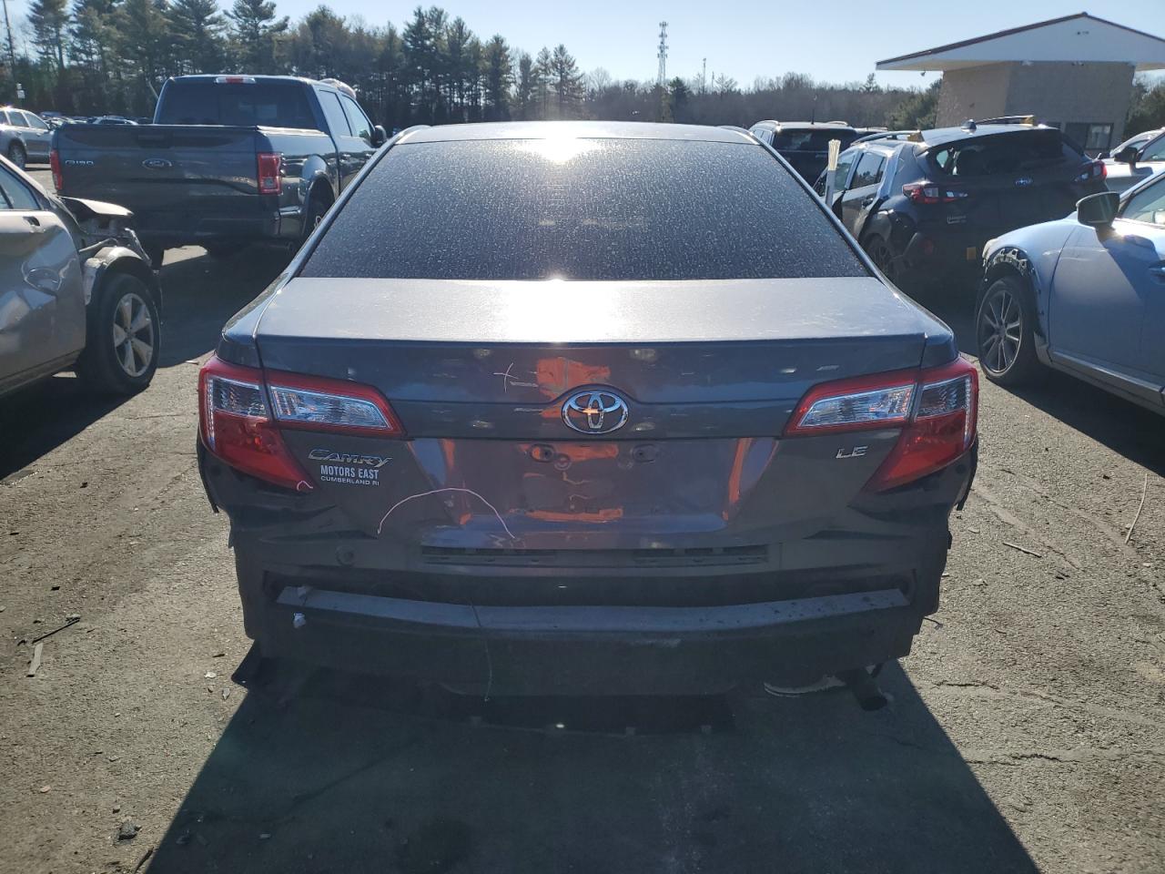 2014 Toyota Camry - Image 6