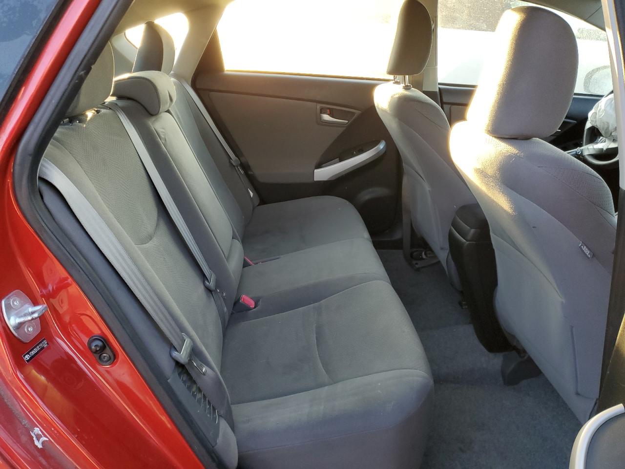 2012 Toyota Prius - Image 10