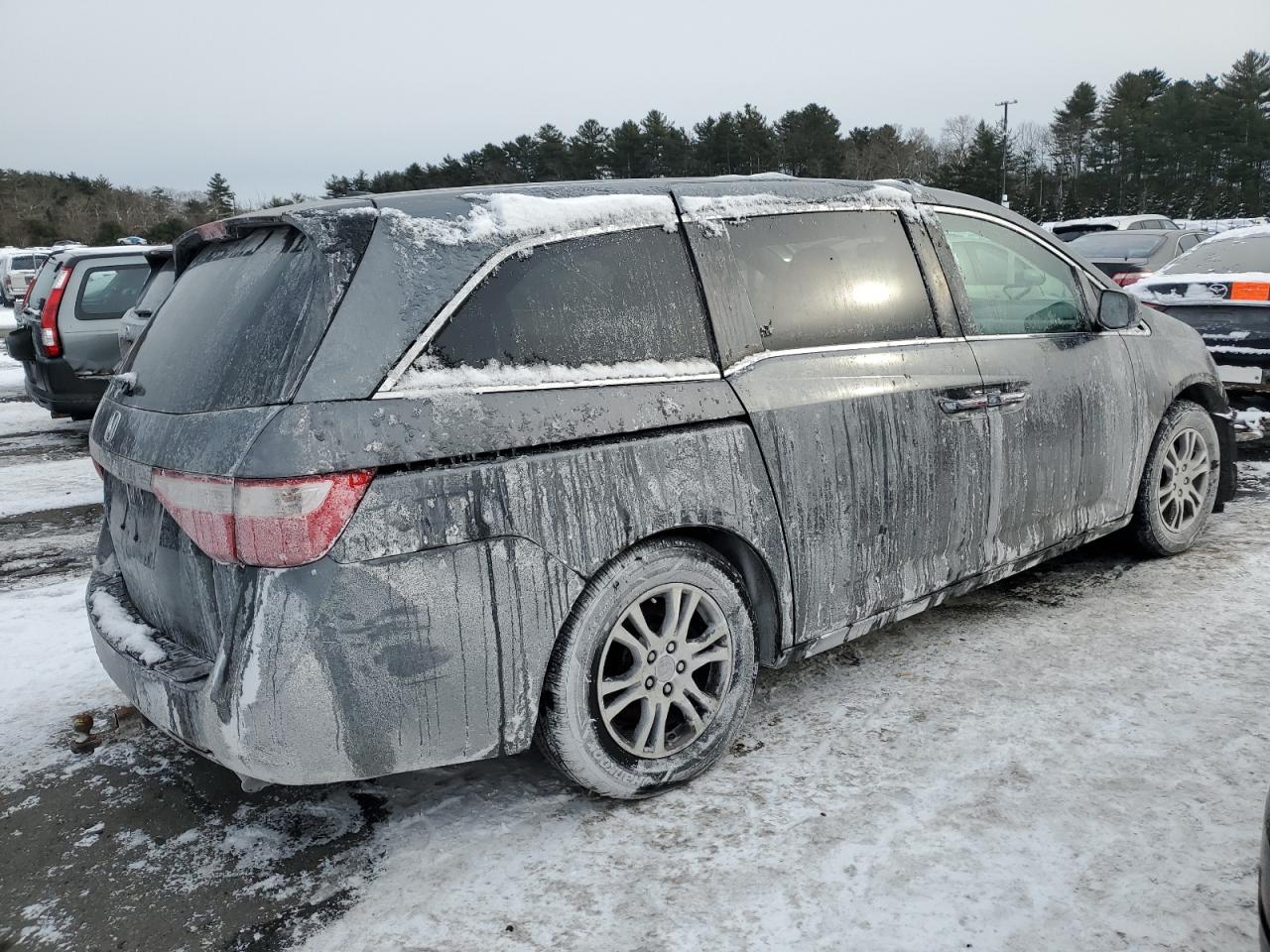 2011 Honda Odyssey - Image 3