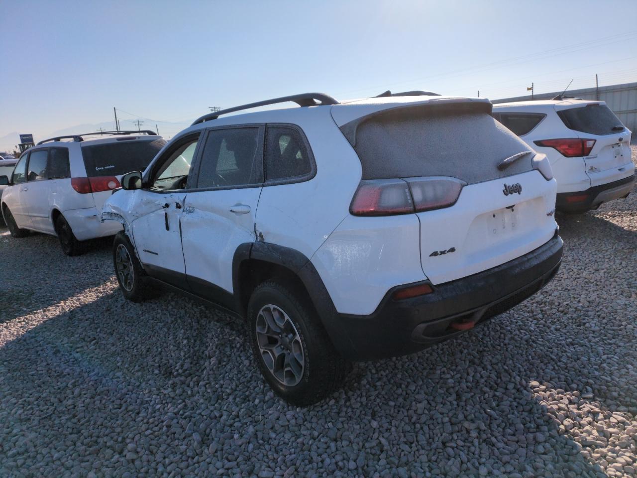 2020 Jeep Cherokee - Image 2