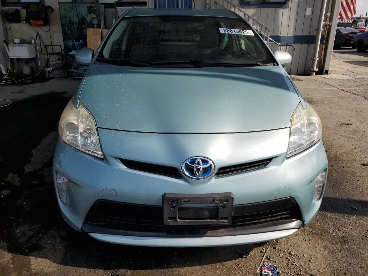 2012 Toyota Prius - Image 5