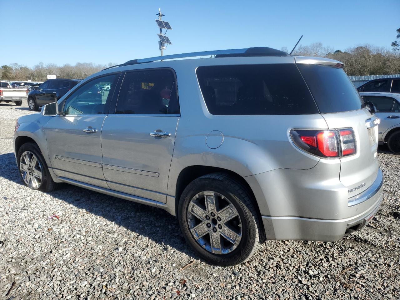 2015 GMC Acadia - Image 2