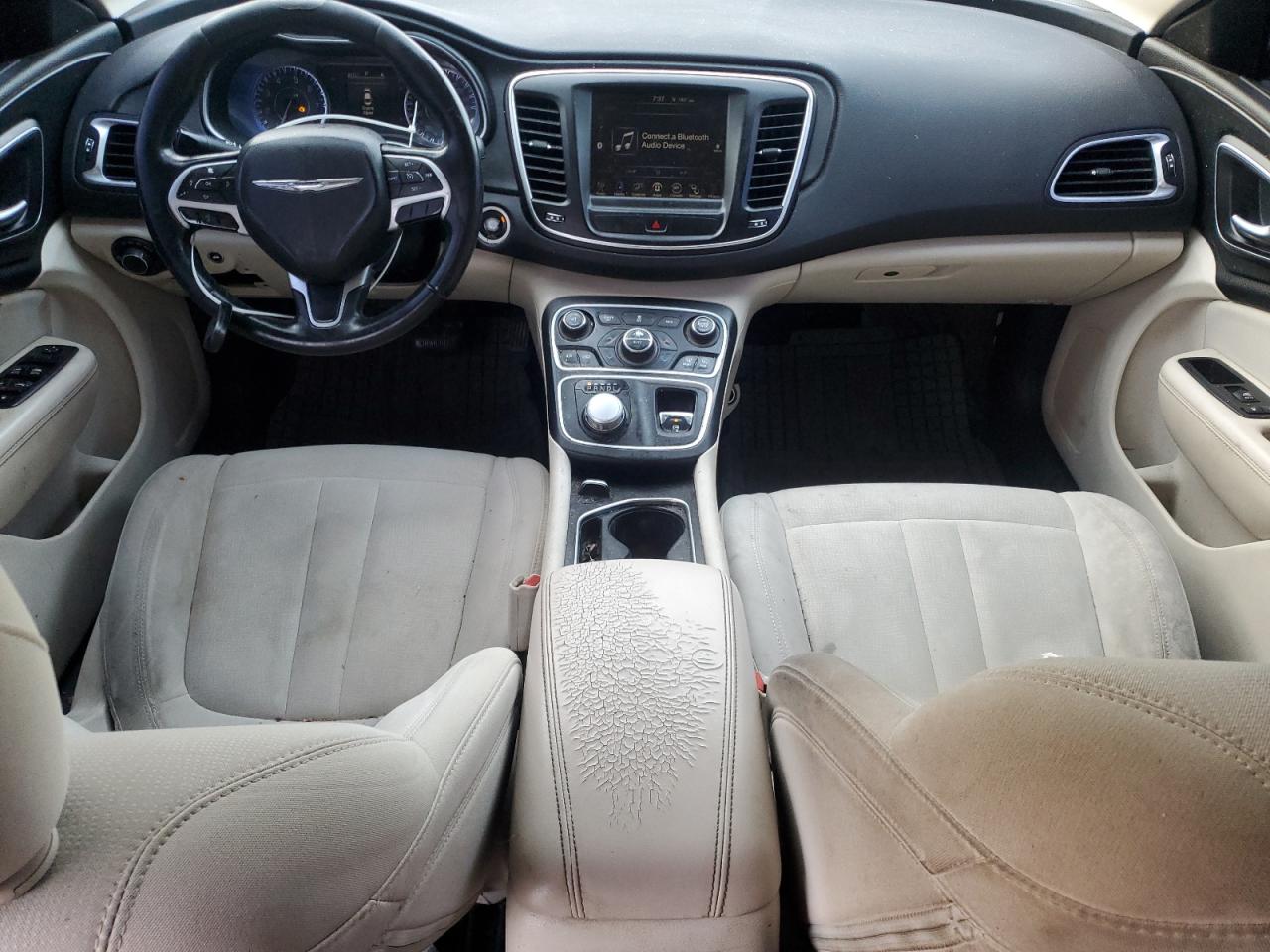 2015 Chrysler 200 - Image 8
