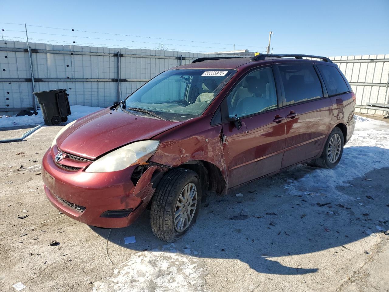 2008 Toyota Sienna - Image 1