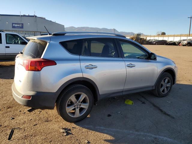Паркетники TOYOTA RAV4 2015 Сріблястий
