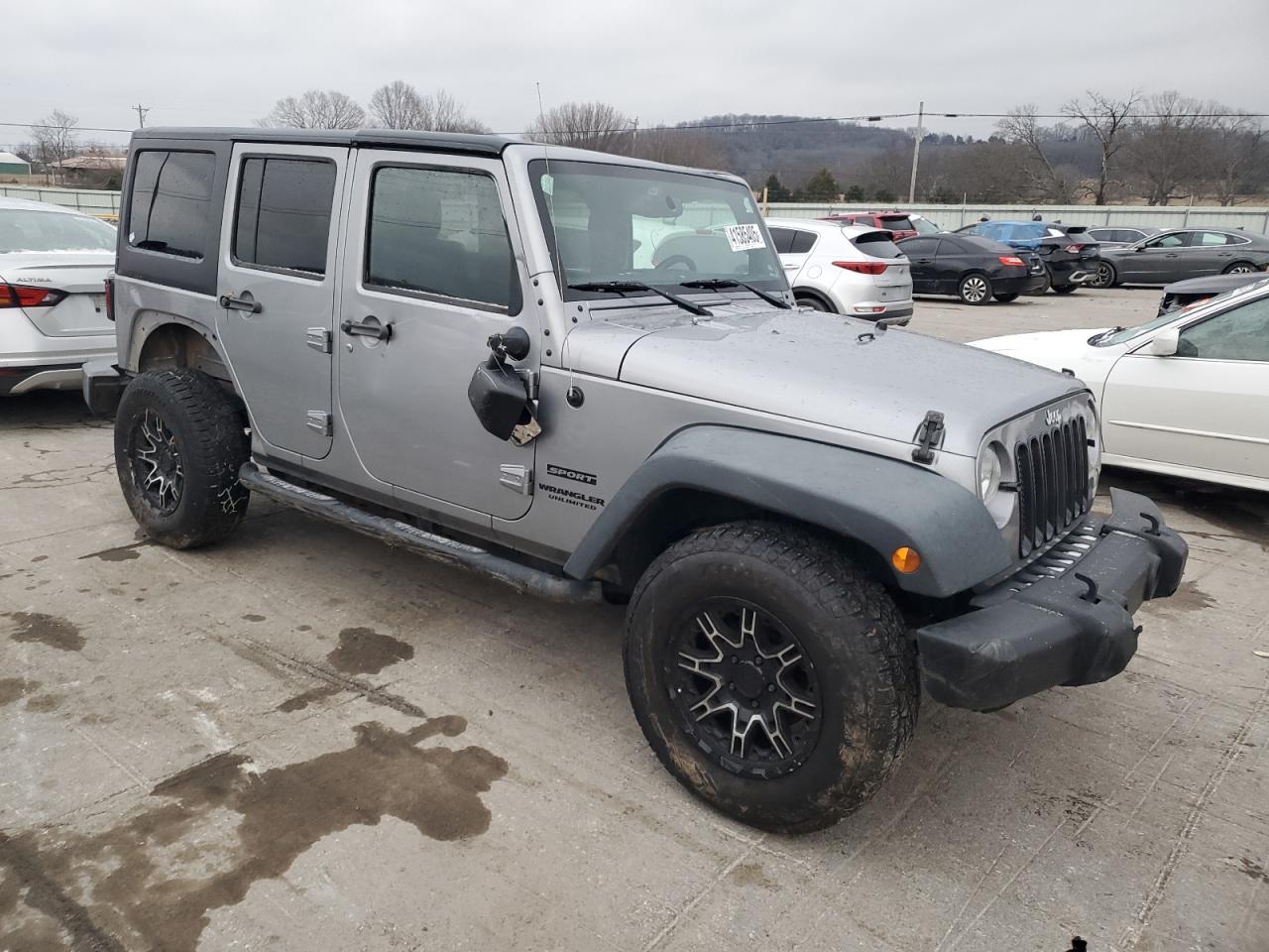2015 Jeep Wrangler - Image 4