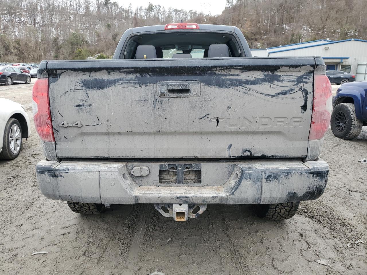 2020 Toyota Tundra - Image 6
