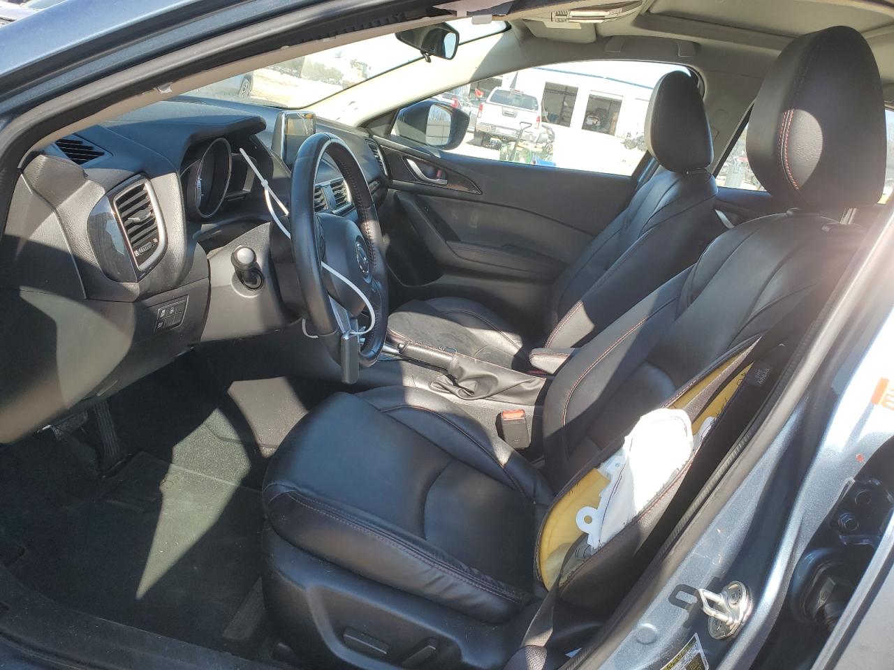 2014 Mazda 3 - Image 7