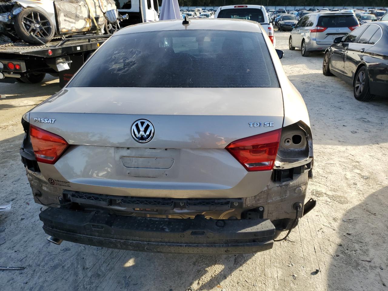 2015 Volkswagen Passat - Image 6