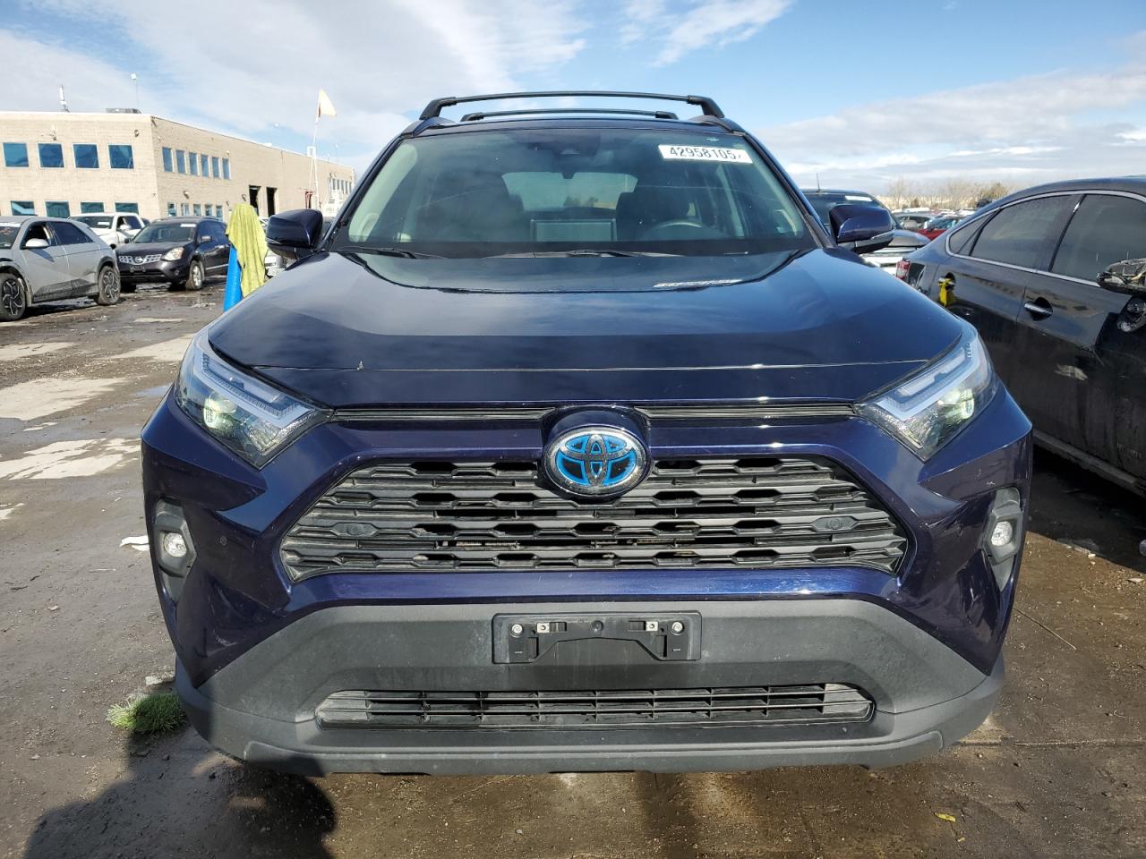 2022 Toyota RAV 4 - Image 5