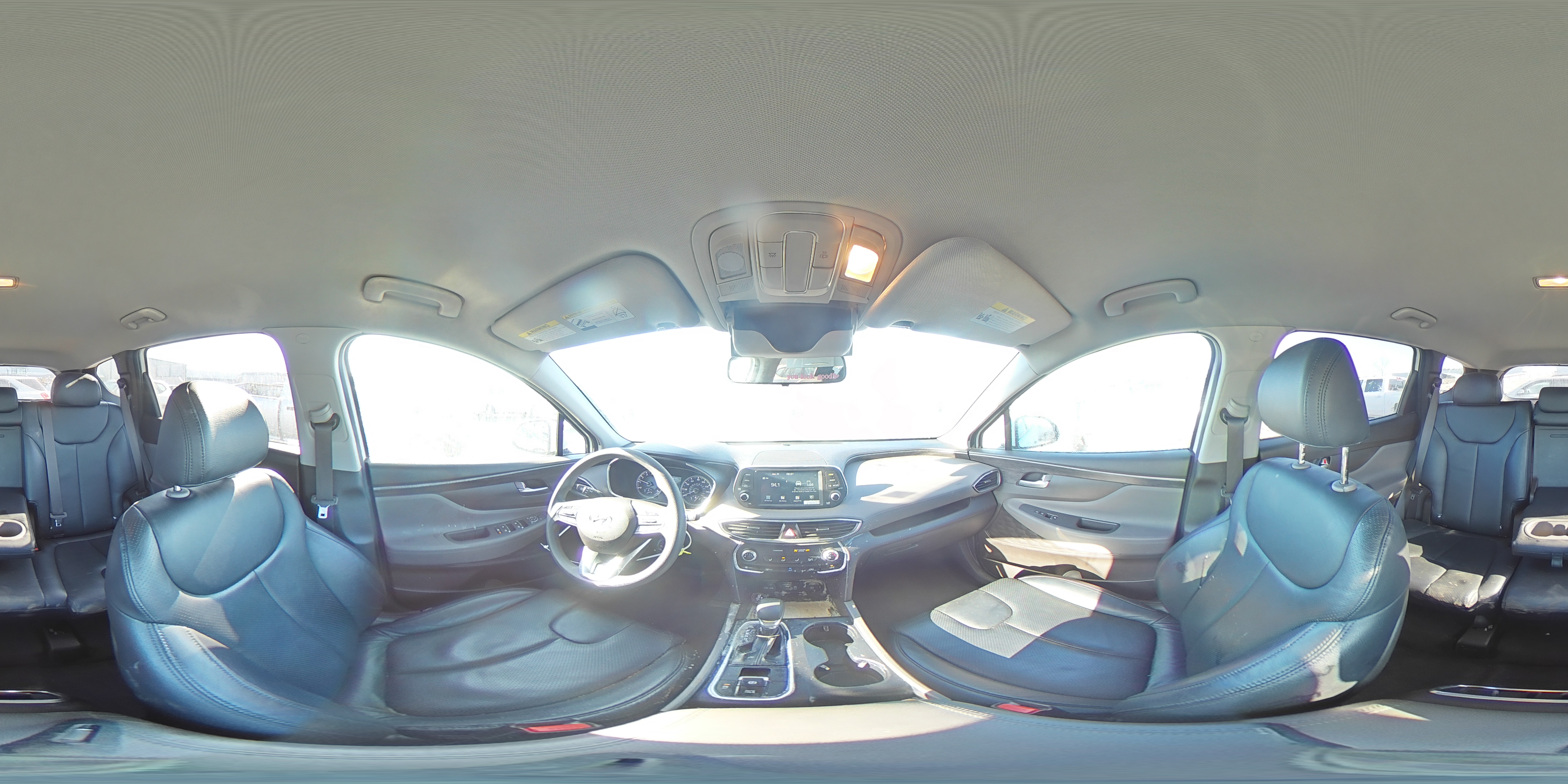 2020 Hyundai Santa Fe - Image 15