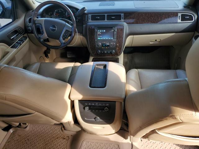 Parquets GMC YUKON 2013 Biały