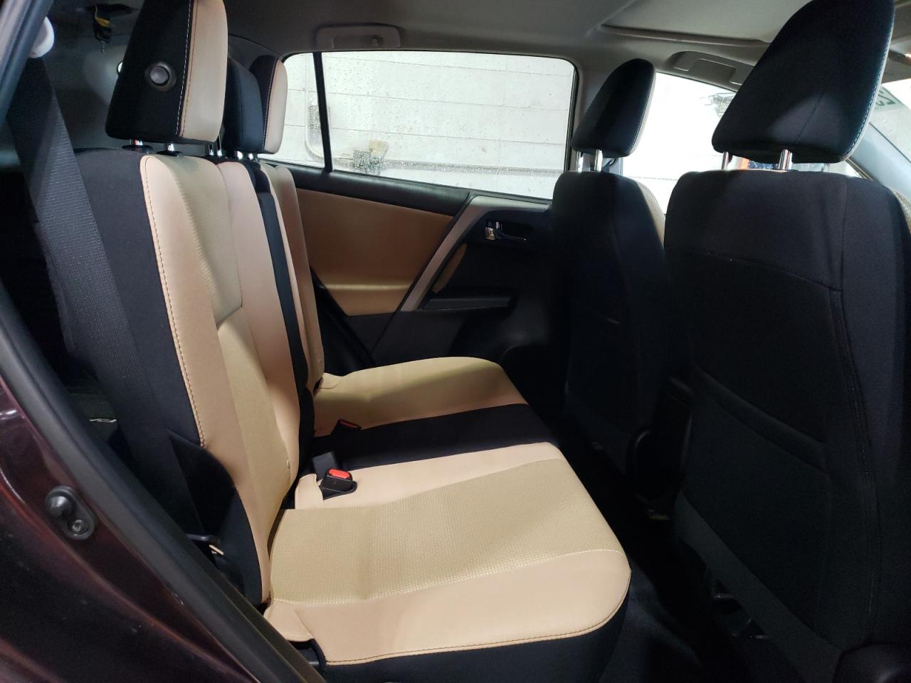 2017 Toyota RAV 4 - Image 11