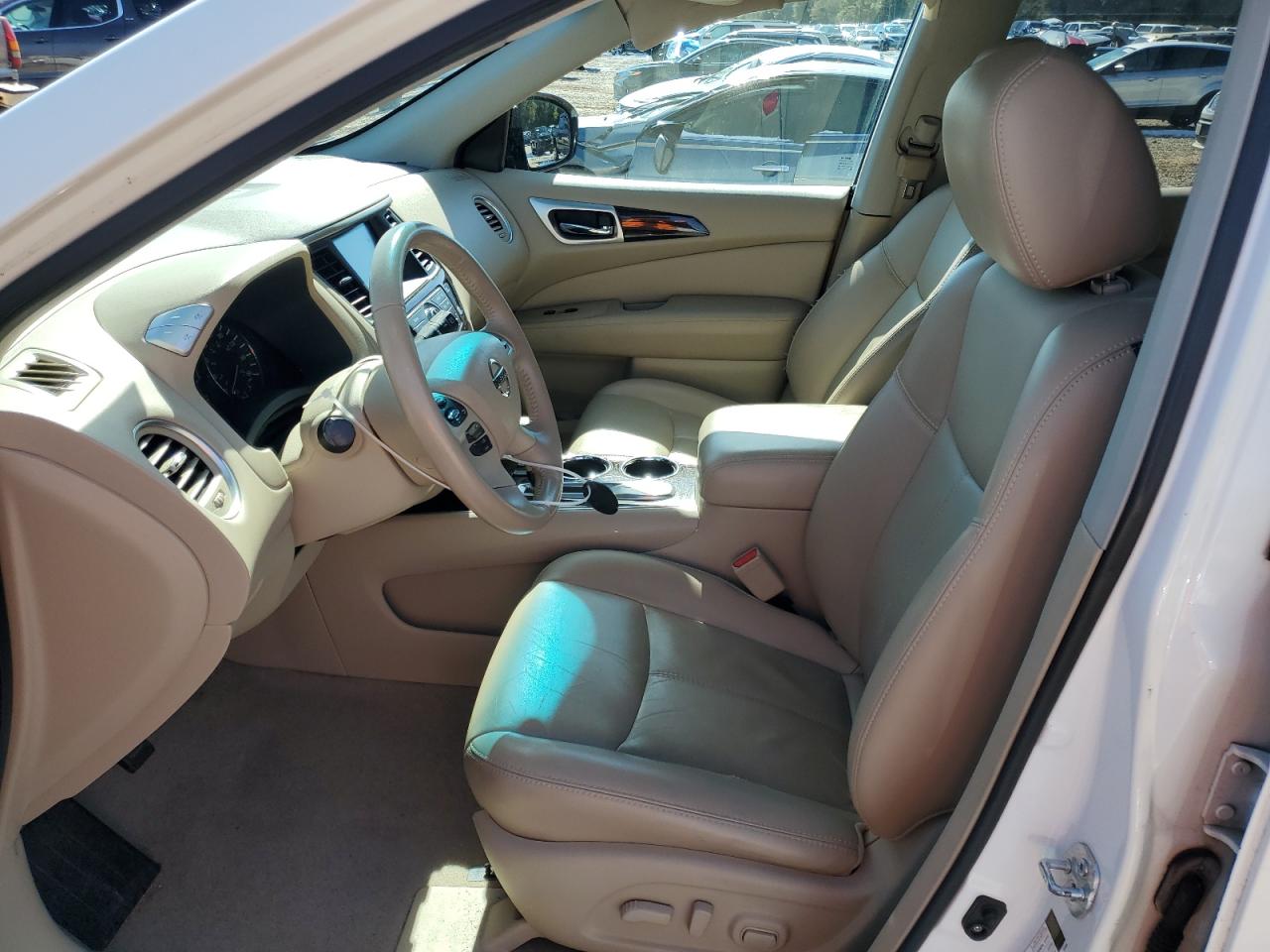 2014 Nissan Pathfinder - Image 7