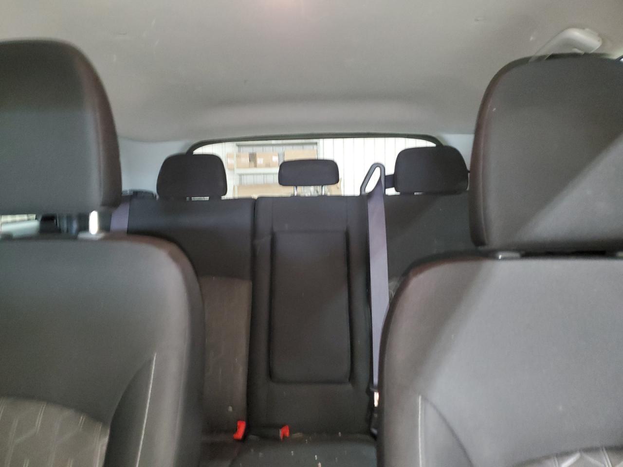2021 Mitsubishi Outlander - Image 10