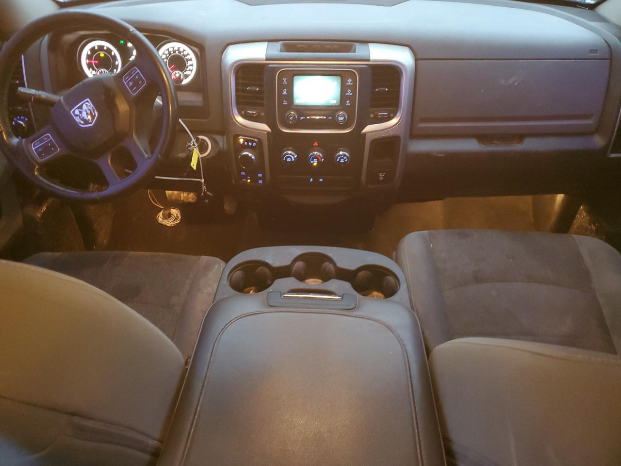 2015 RAM 1500 - Image 8