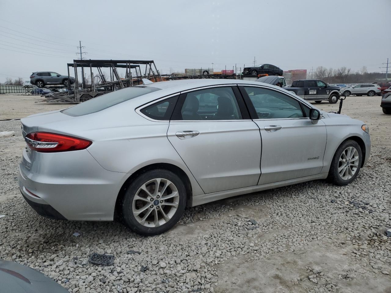 2019 Ford Fusion - Image 3