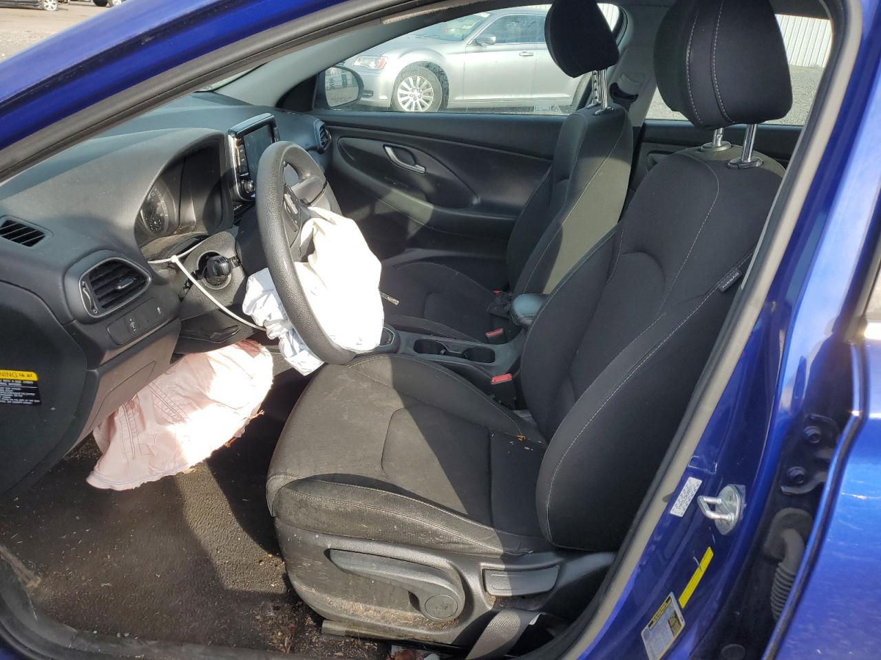 2019 Hyundai Elantra - Image 7