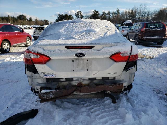  FORD FOCUS 2014 Серебристый