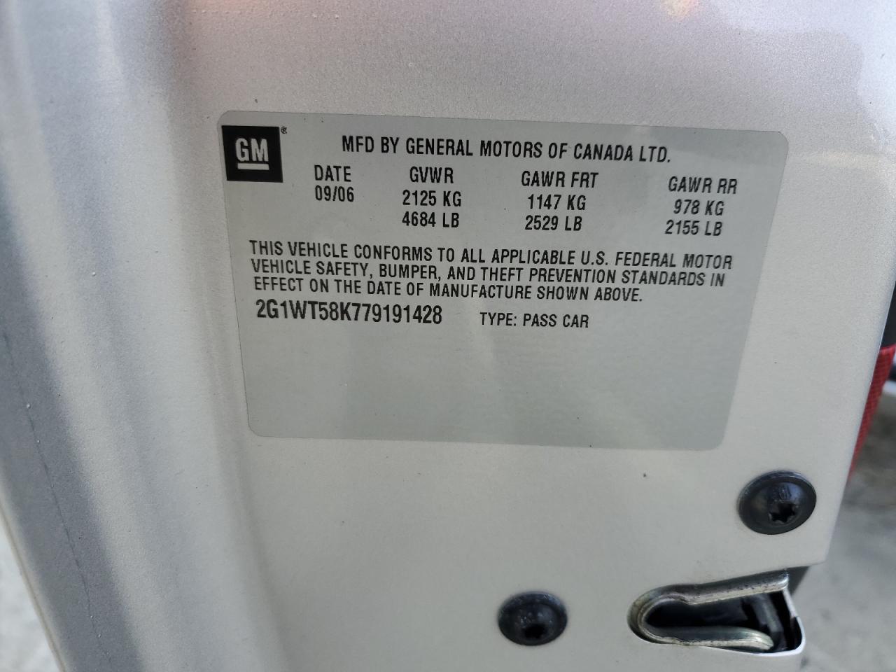 2007 Chevrolet Impala - Image 12