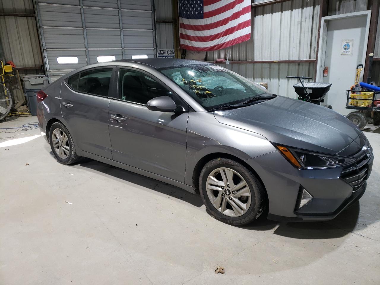 2019 Hyundai Elantra - Image 4