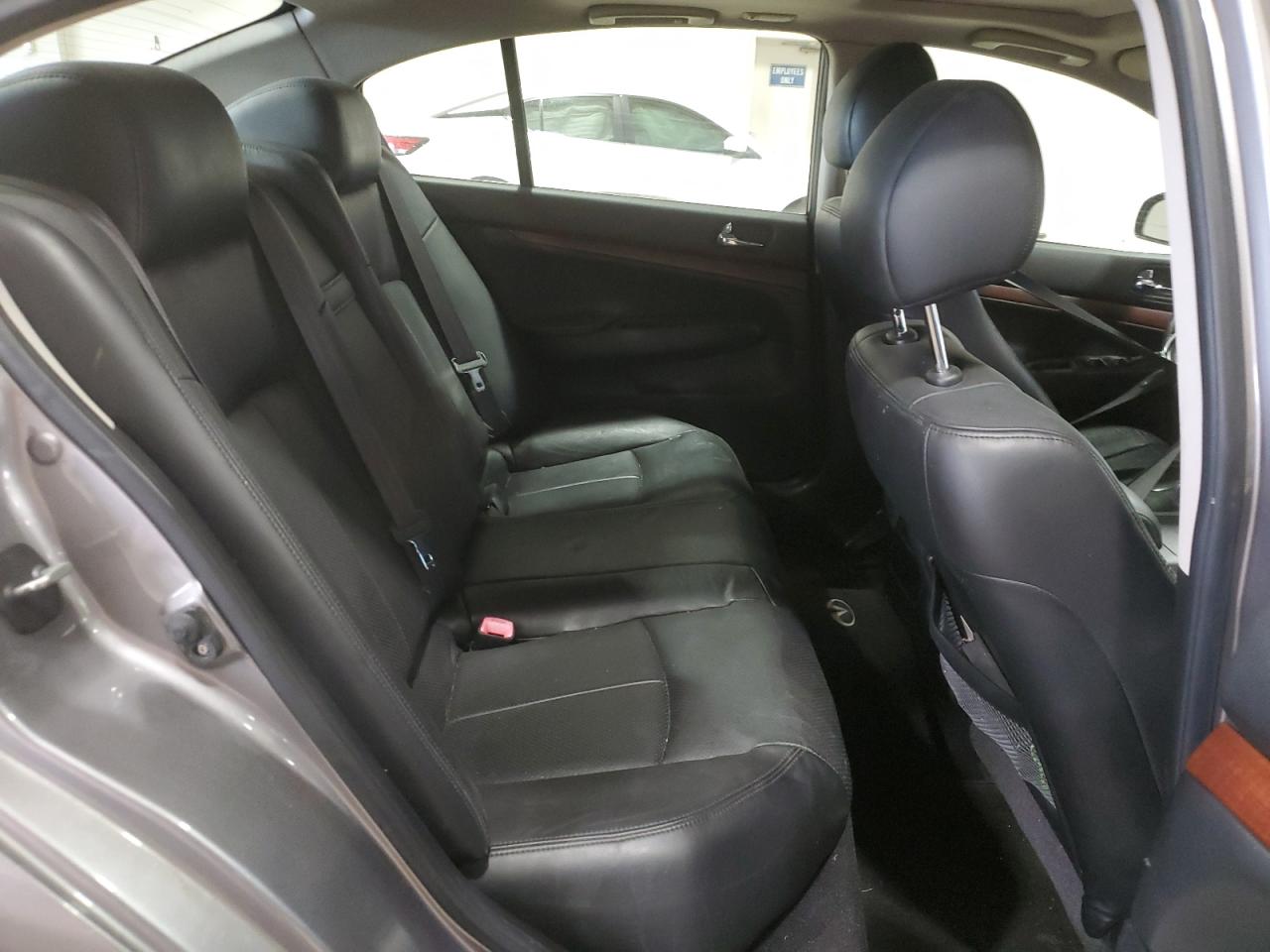 2007 Infiniti G - Image 10
