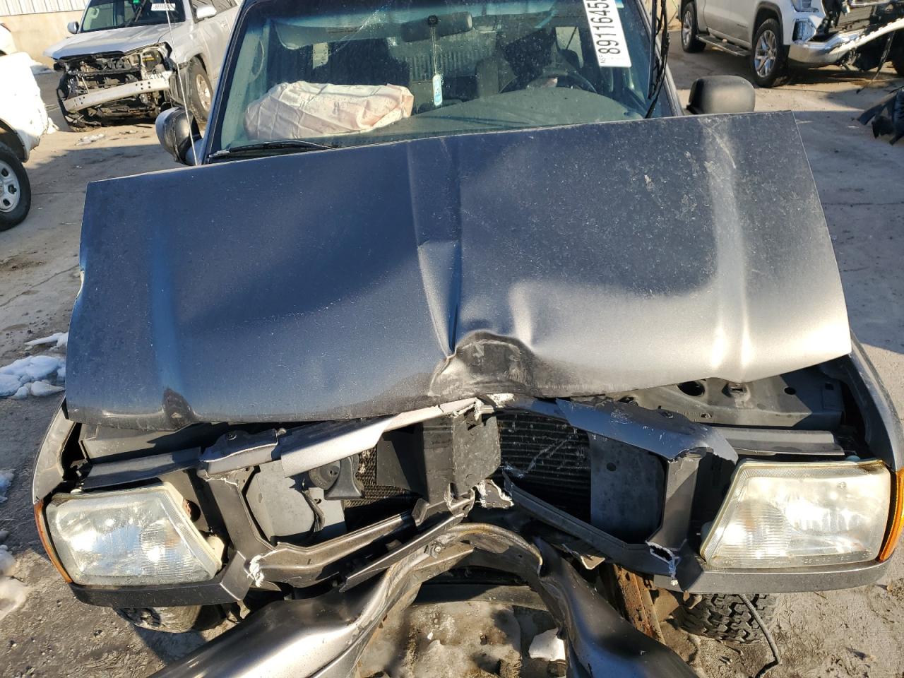 2004 Ford Ranger - Image 12