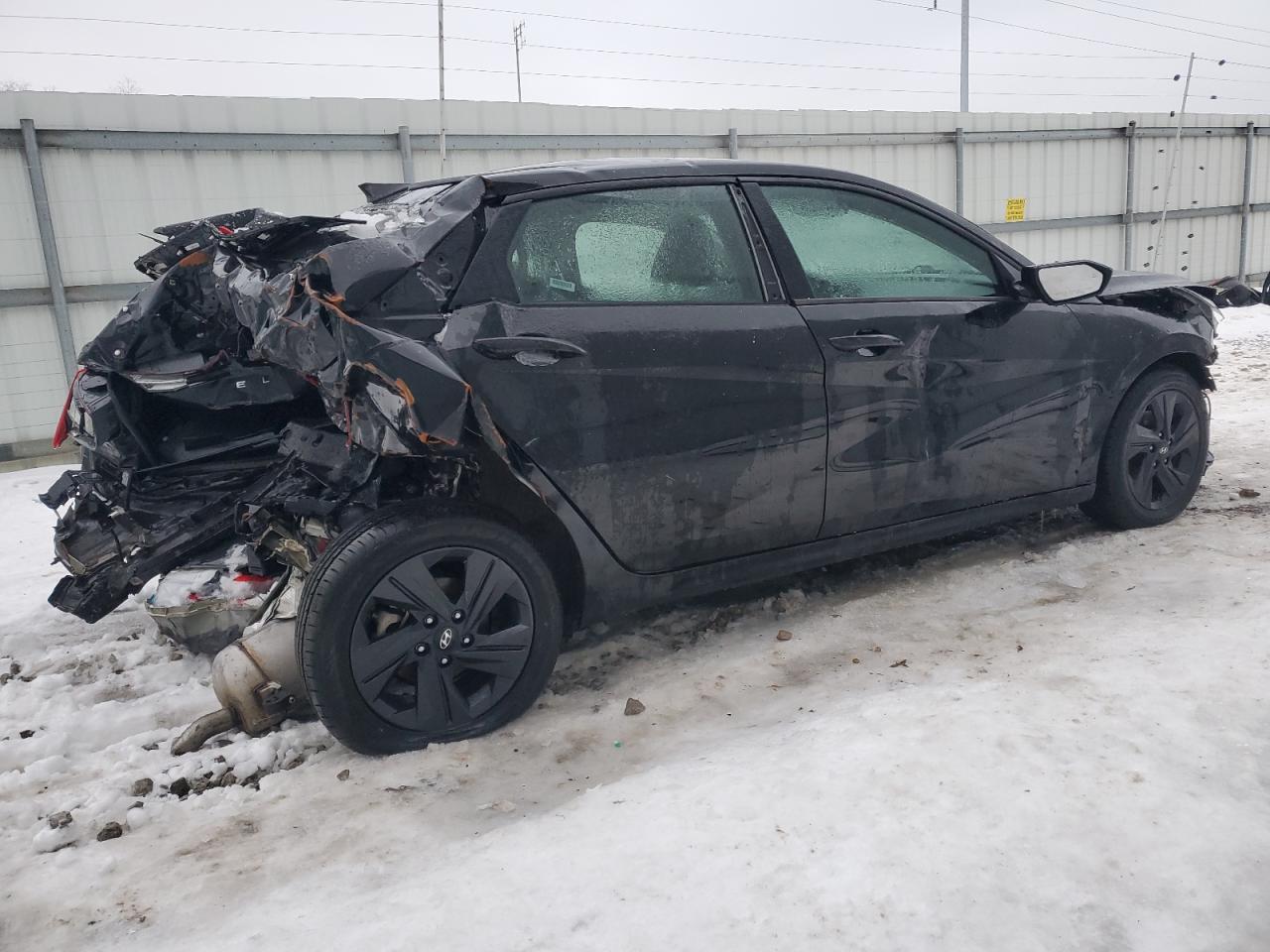 2021 Hyundai Elantra - Image 3
