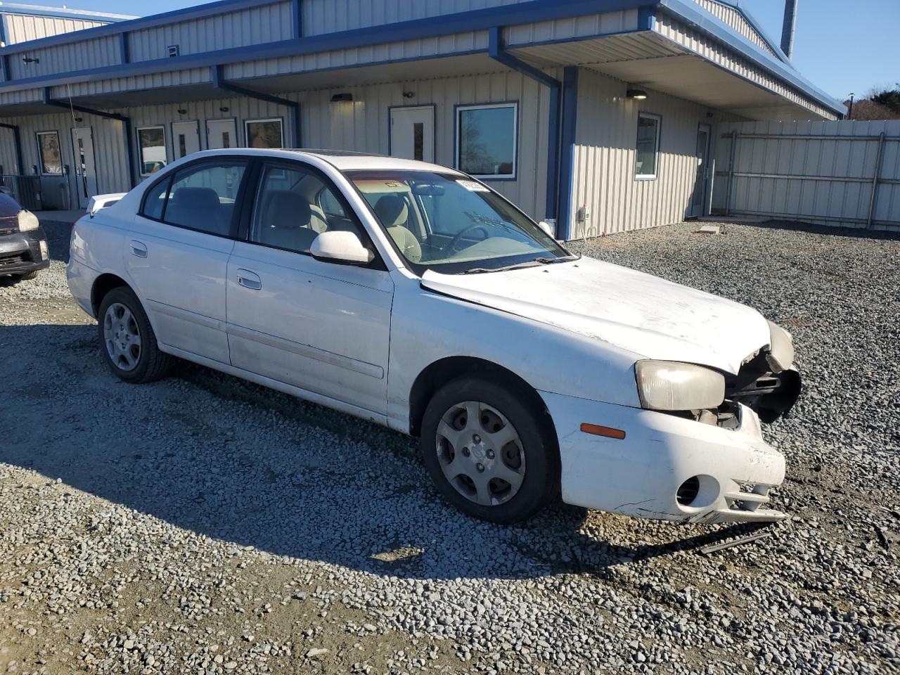 2003 Hyundai Elantra - Image 4