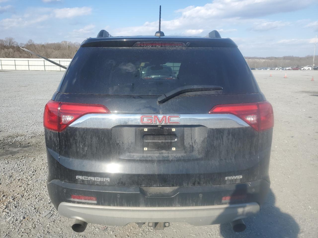 2018 GMC Acadia - Image 6