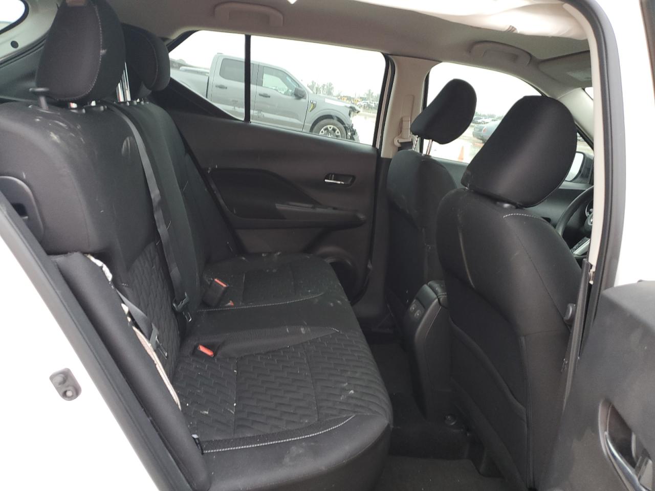 2021 Nissan Kicks - Image 11
