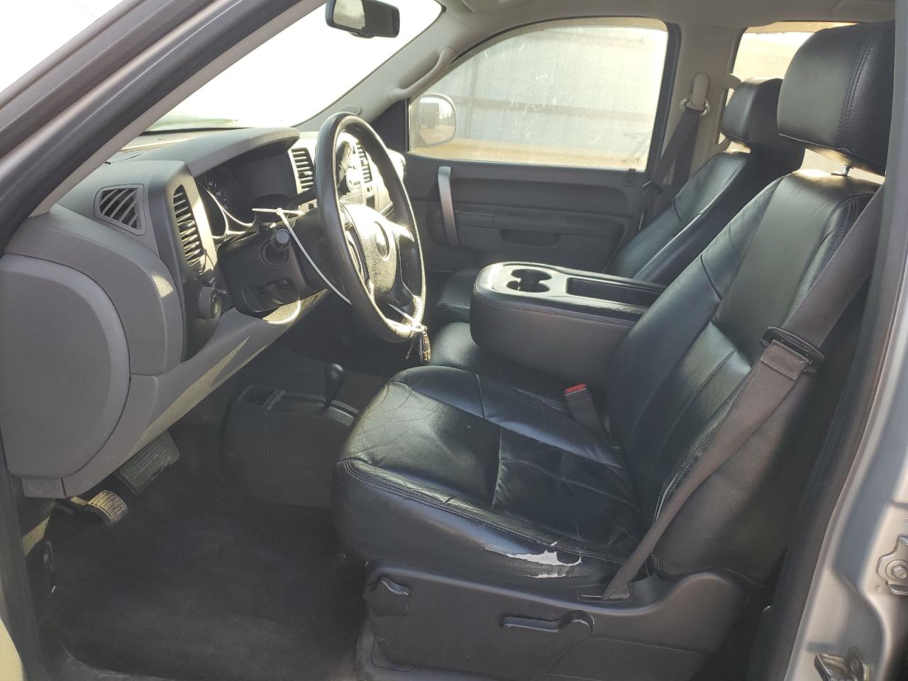 2013 Chevrolet Silverado - Image 7