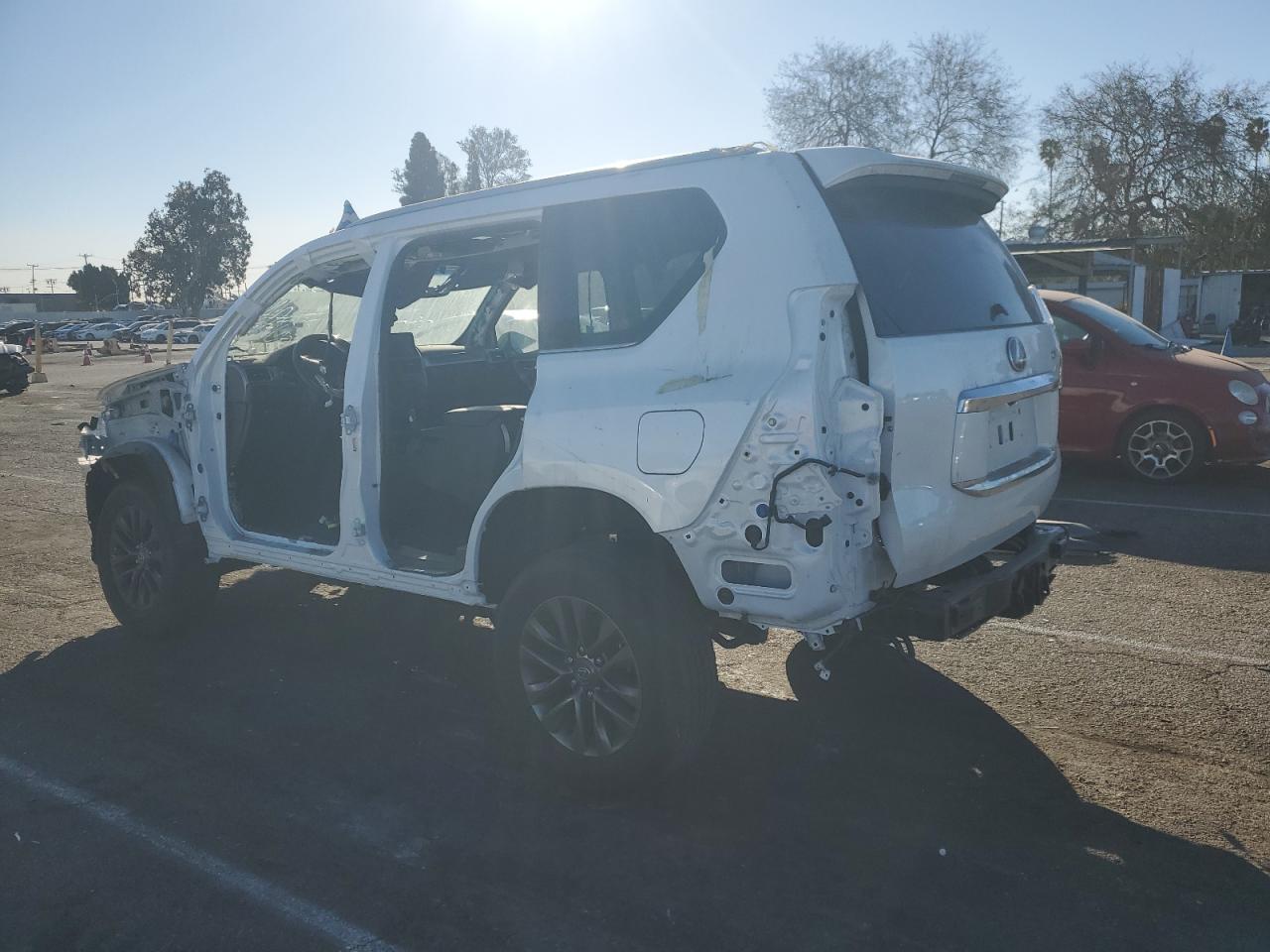 2023 Lexus GX - Image 2