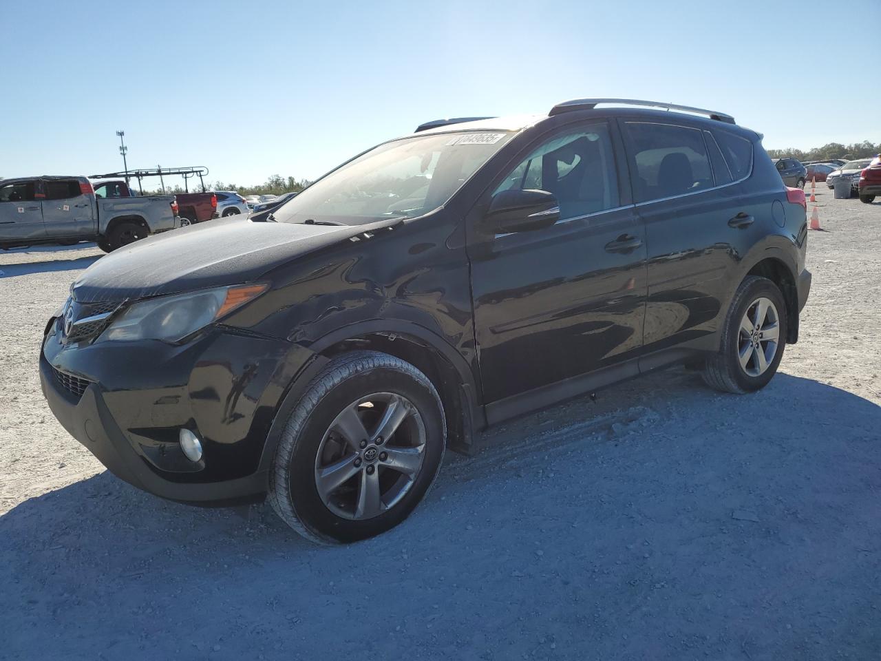 2T3RFREV5FW278296 2015 TOYOTA RAV 4 - Image 1