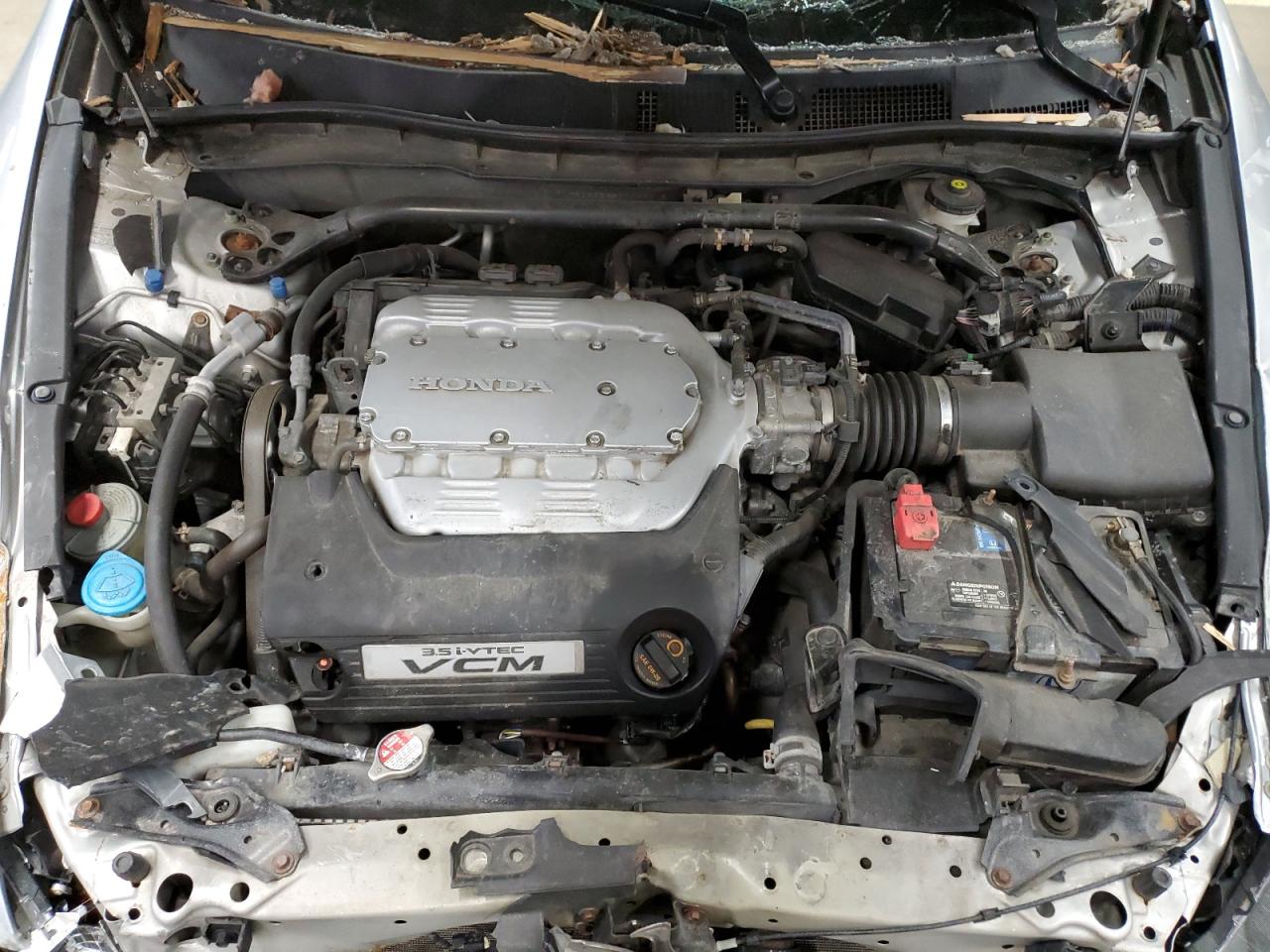 2012 Honda Accord - Image 11