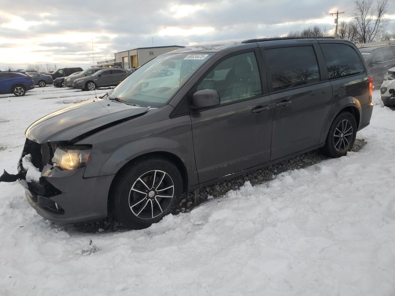 2018 Dodge Caravan - Image 1