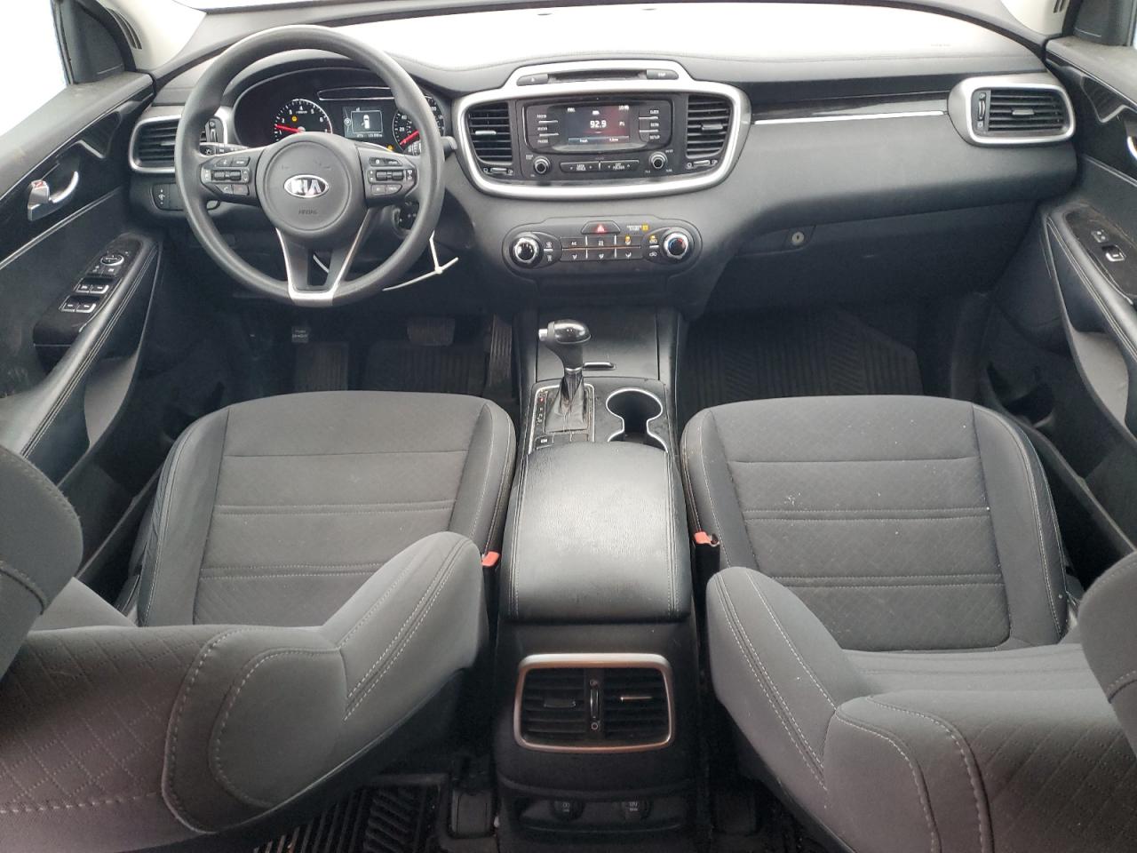 2017 Kia Sorento - Image 8
