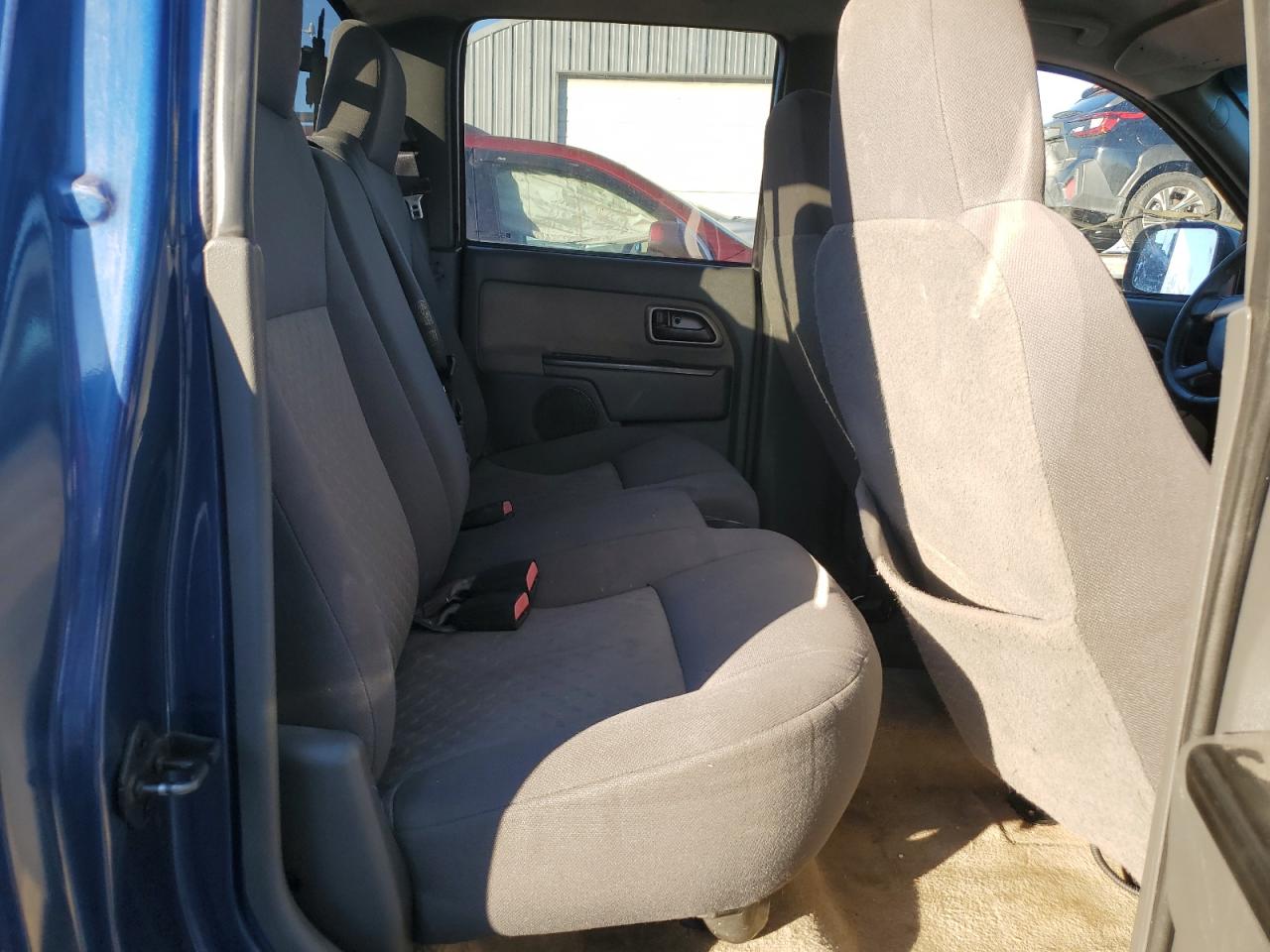2005 GMC Canyon - Image 10