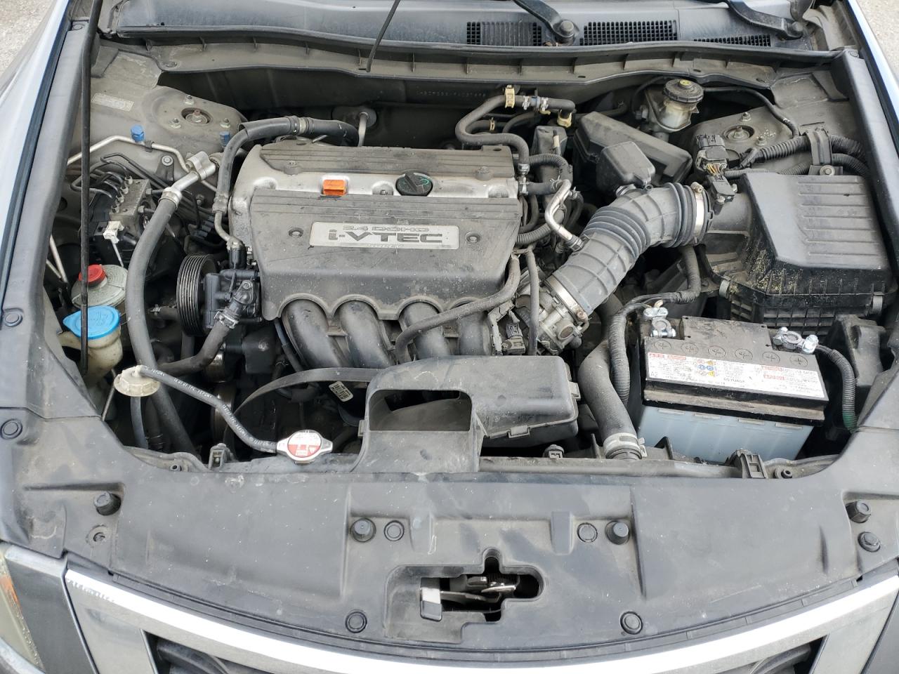 2009 Honda Accord - Image 12