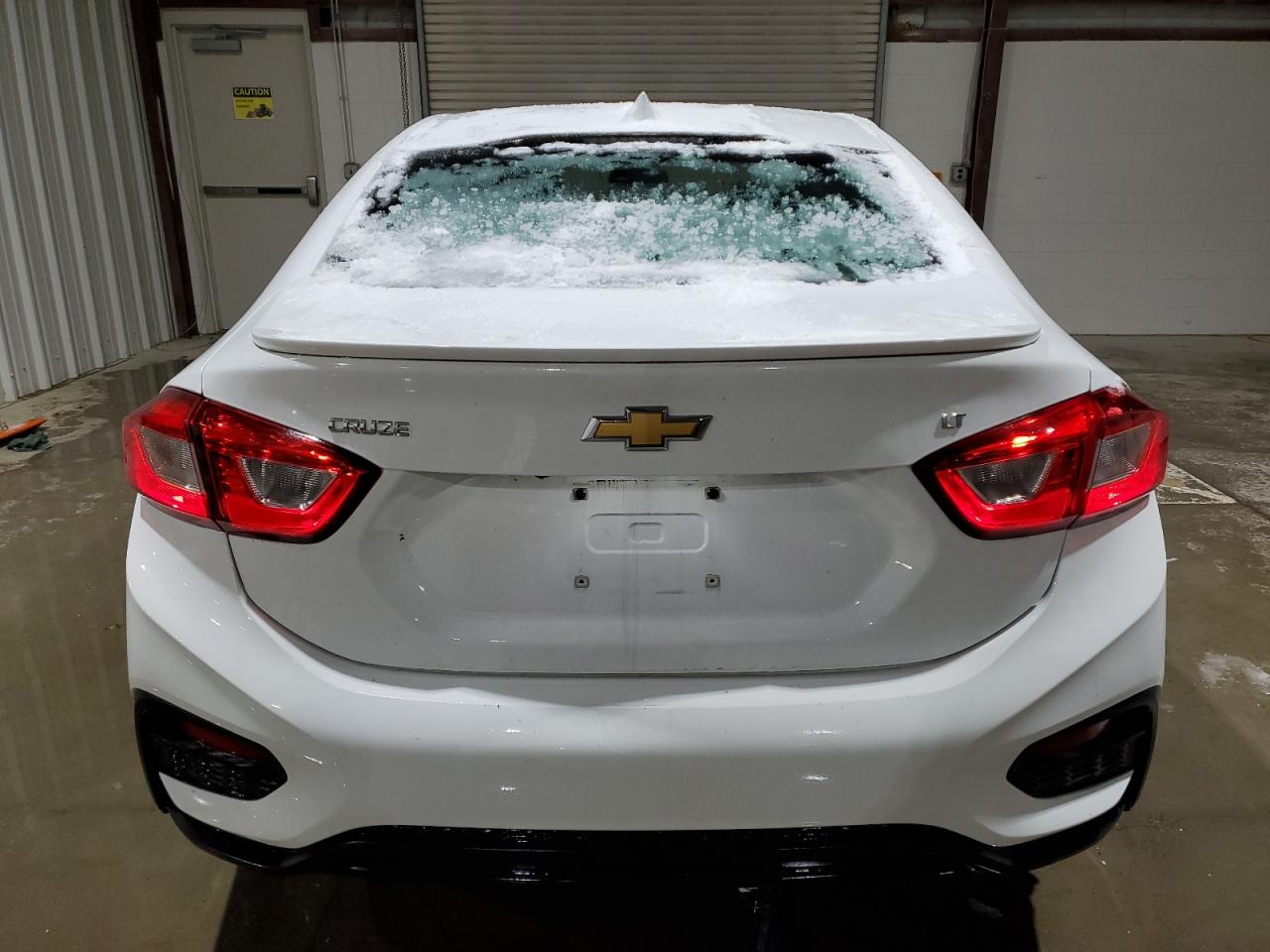 2017 Chevrolet Cruze - Image 6