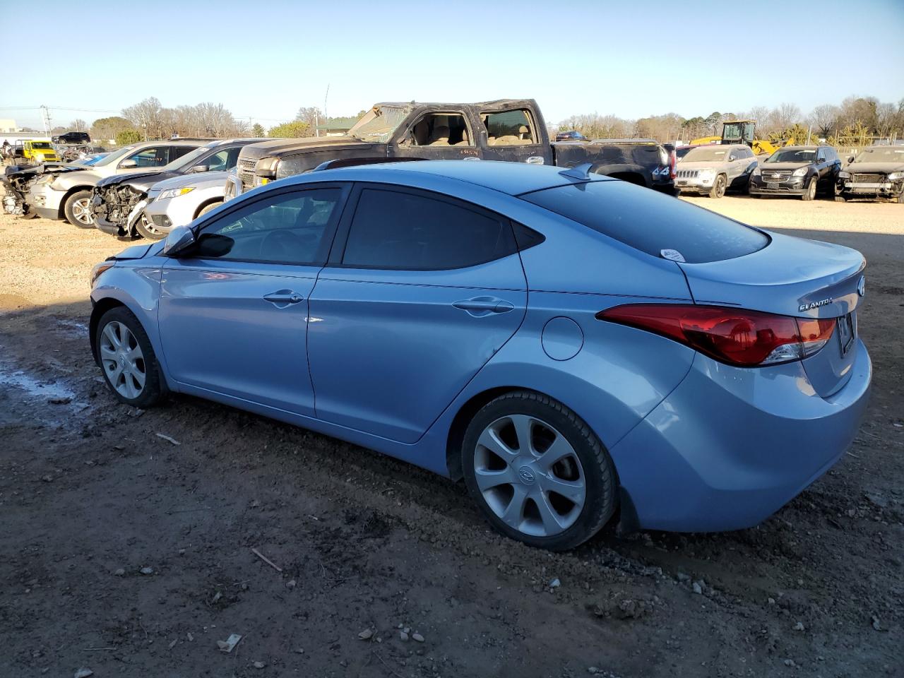 2013 Hyundai Elantra - Image 2