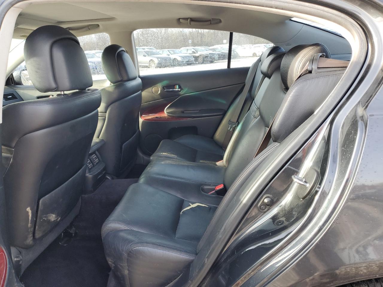 2010 Lexus GS - Image 10