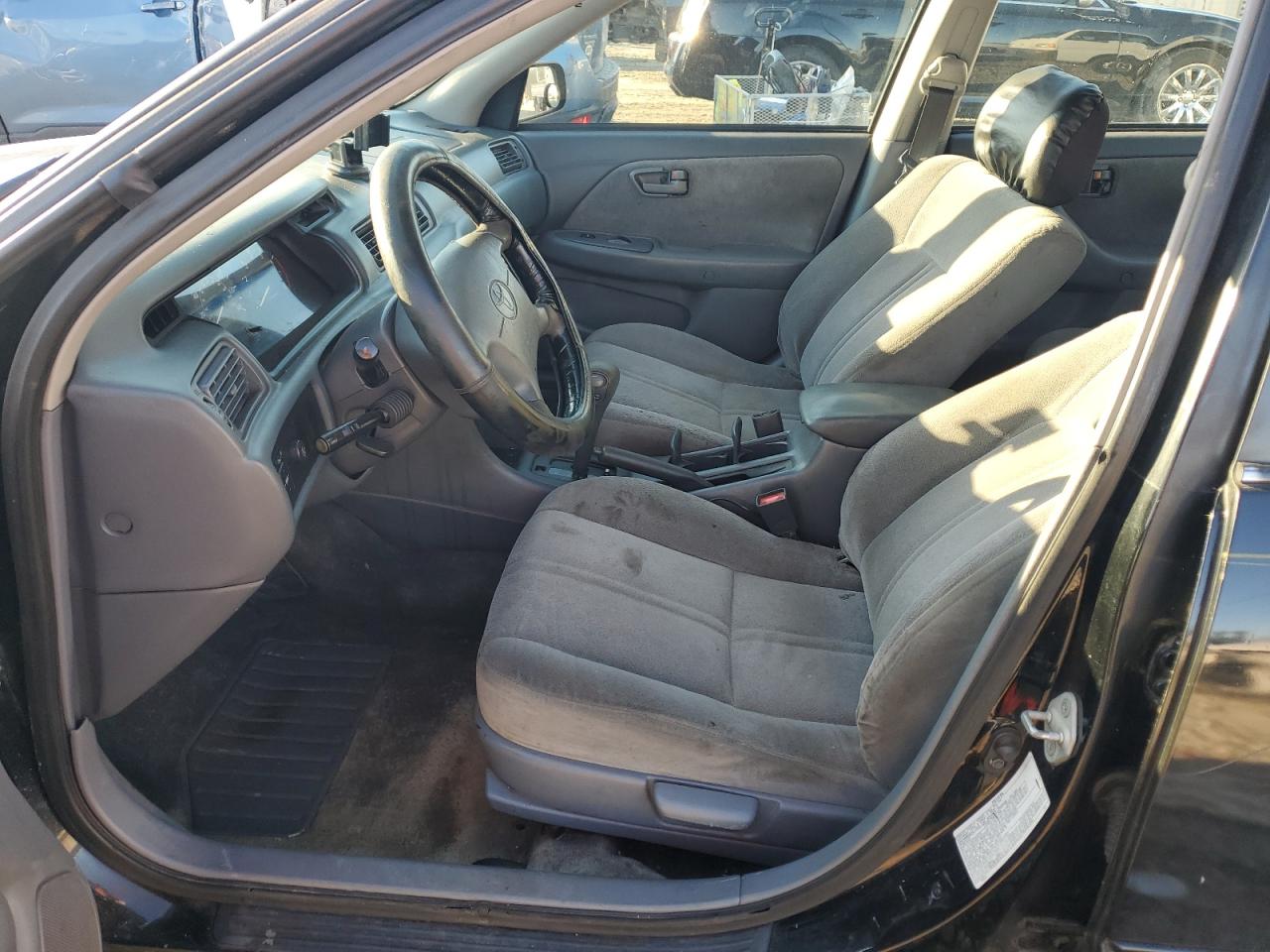 2000 Toyota Camry - Image 7