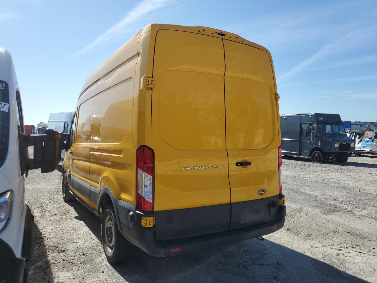 2022 Ford Transit - Image 2