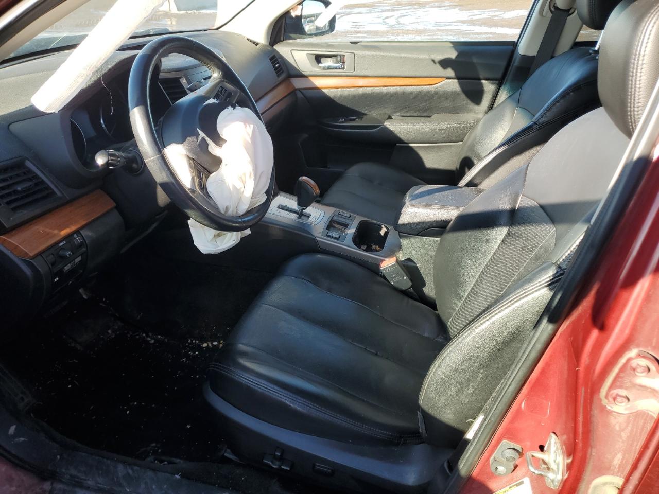 2014 Subaru Outback - Image 7