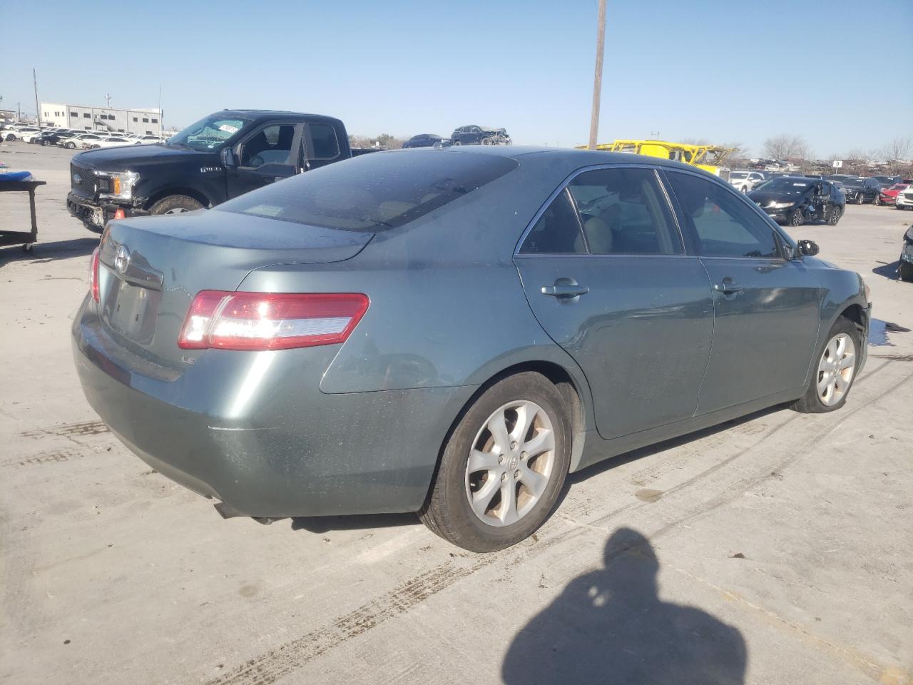 2011 Toyota Camry - Image 3